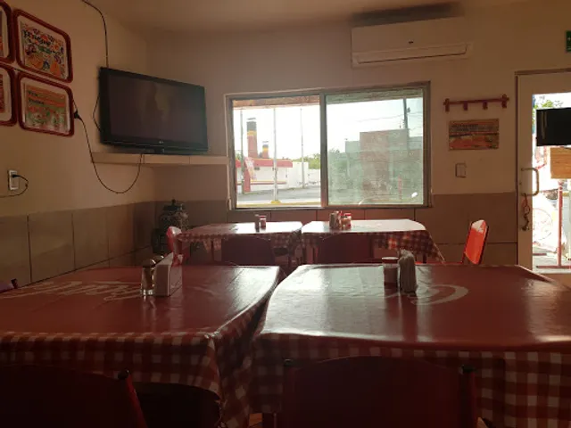 Los Antojos de Lupita