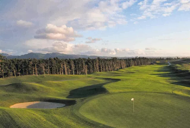 Sandpines Golf Links