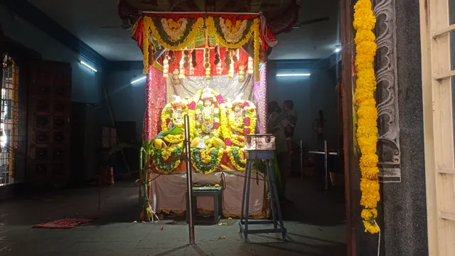 SRI MAHALAKSHMI TIFFIN CENTER