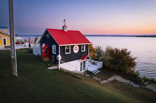 Greystone on Golden Lake