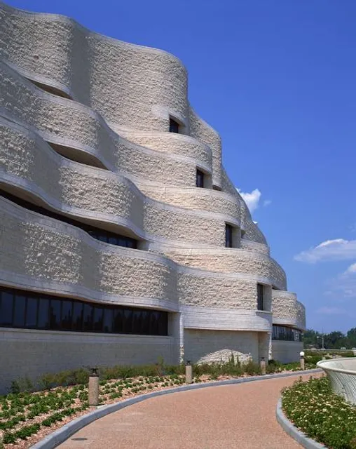 Canadian Museum of History