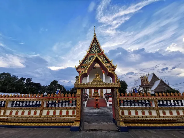 Wat Phatthana Thammaram Kabcheing (Luang Pu Heng)