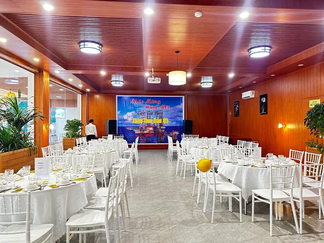 BOHO Restaurant- Nhà Hàng Hải Sản View Biển