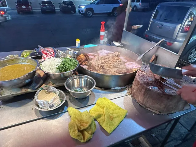 Tacos de Suadero, tripa, cabeza, adobada
