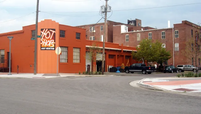 Hot Shops Art Center