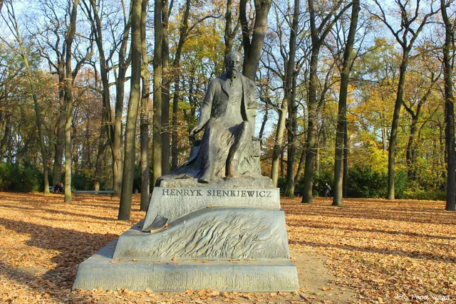 Monument to Henryk Sienkiewicz