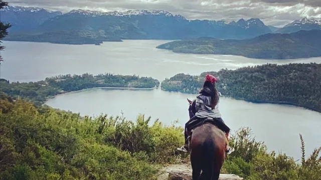 Cabalgatas Y Cuatriciclos Montahue Villa La Angostura