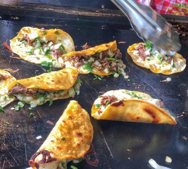 Don Diablo. "Birria a la Leña."