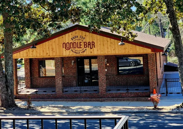 Banh-Sen Street Food & Noodle Bar