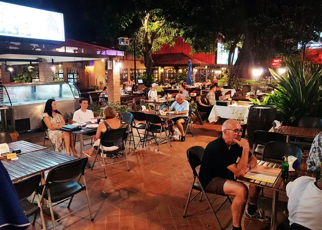 Trattoria Pizzeria Toscana Pattaya