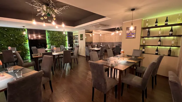 Seven Bistrot | Pizzeria Contemporanea - Steakhouse