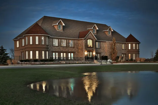 Lundy Manor Wine Cellars