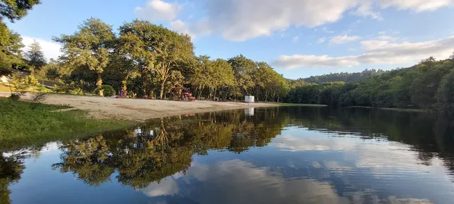 Praia fluvial do río Liñares