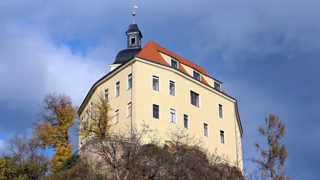 Castle to Hirschstein