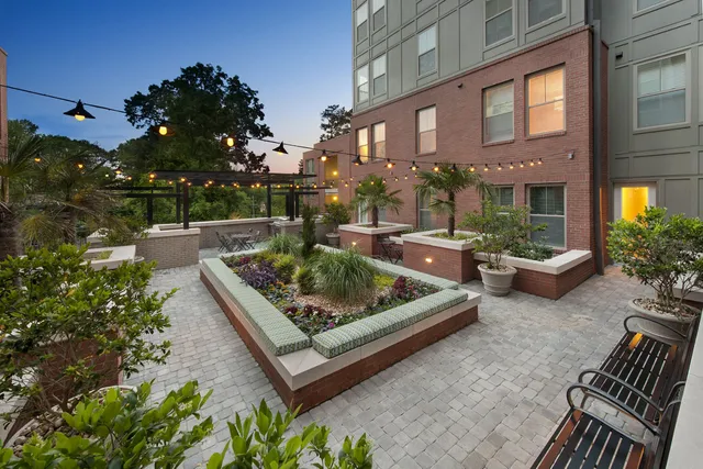 Cortland Peachtree Battle