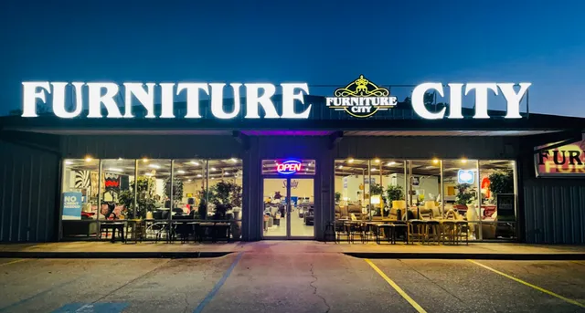 FURNITURE CITY