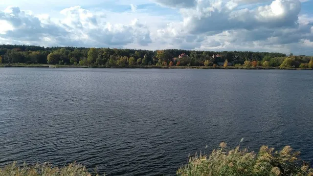 Red'kyne Lake