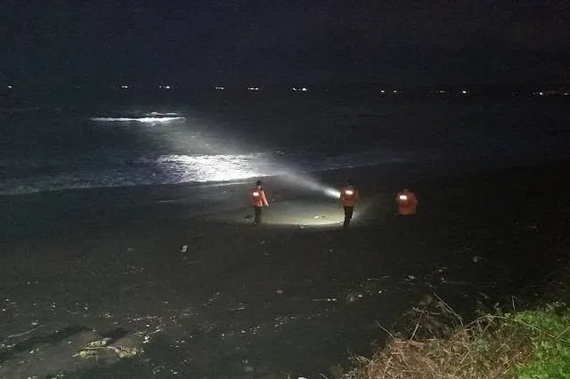 Lengkong beach Mertasinga