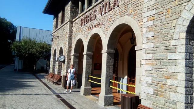 Ca l'Agustí - La casa de les papallones