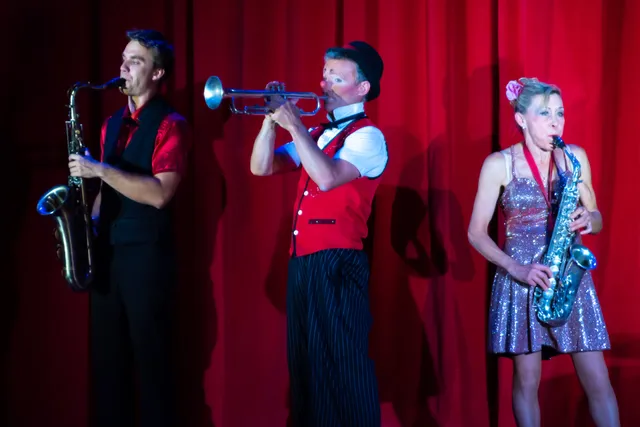 Cirque STAR - Leisure Park CHAPI PARK