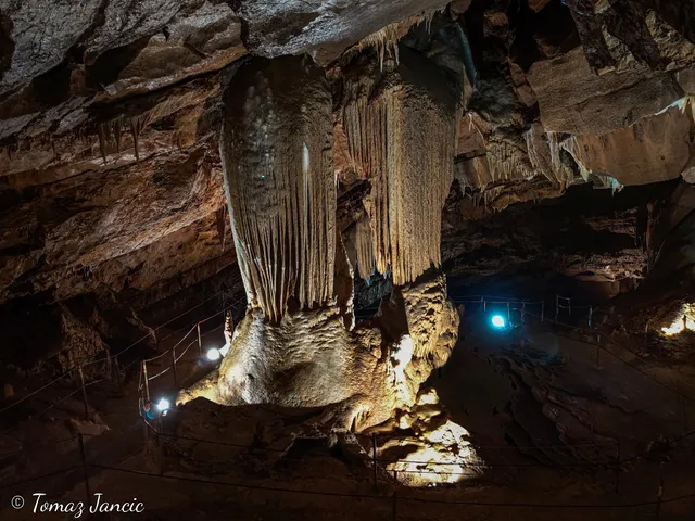 Upravna Enota Grosuplje