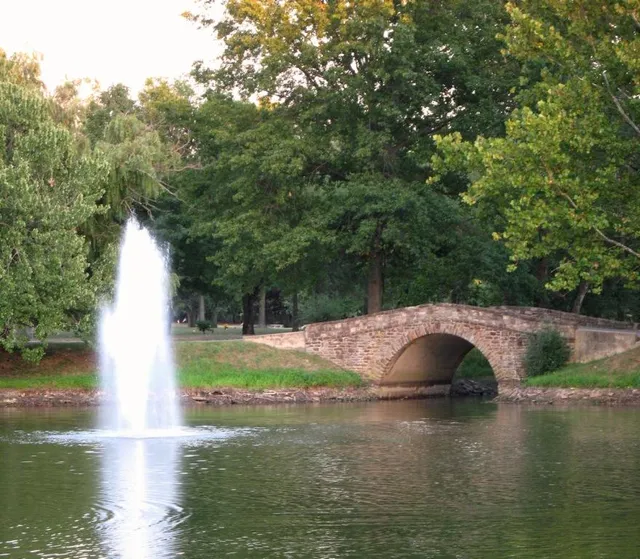 Lakeview Memorial Park