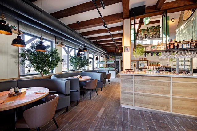 LUCIA - Pollo Italiano