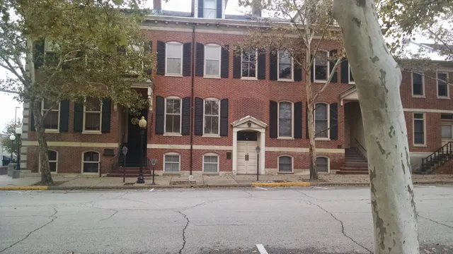 Cole County Historical Museum