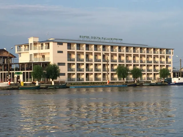 Hotel Delta Palace