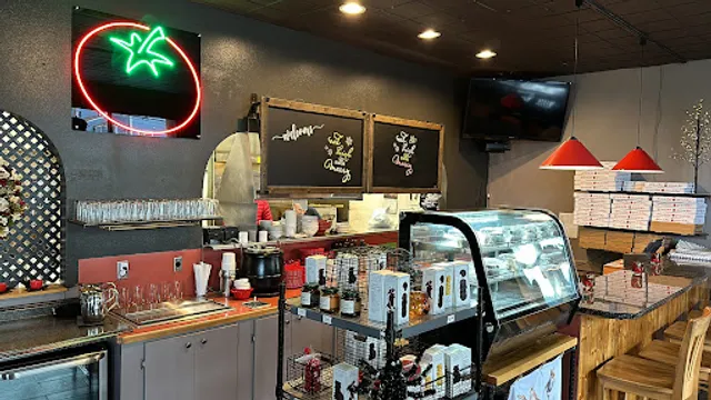 Romeo’s Pizza Kitchen (Restaurant & Bar)