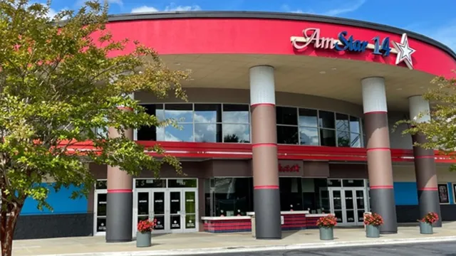 AmStar Anderson by Santikos