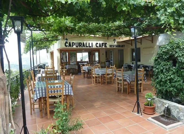Capuralli Hotel