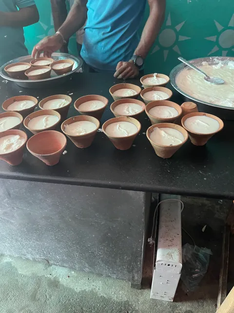 Dwarika Lassi Bhandar