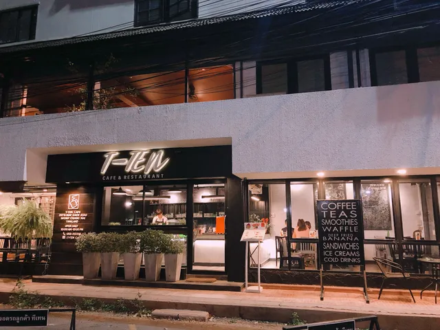 T-TEN Cafe & Restaurant