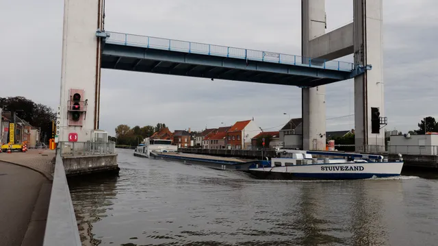Brug Humbeek Sas