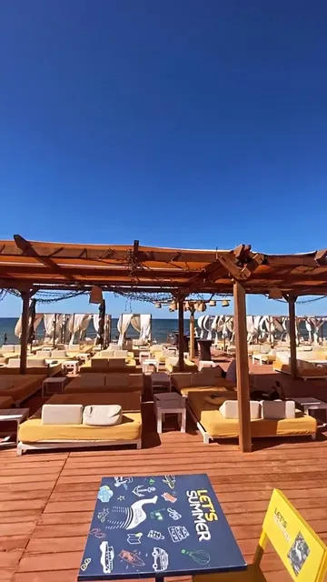 Les Voiles Beach Club