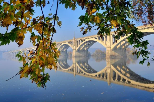 Veterans Memorial Bridge