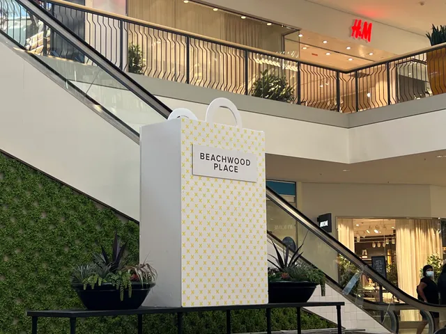 Louis Vuitton Cleveland Saks