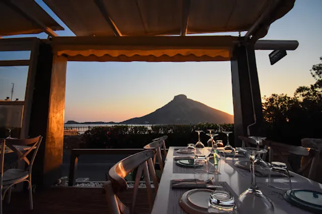 Thrimpi wine Restaurant