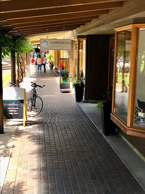 Adrienne's Restaurant & Tea Garden