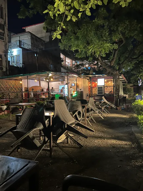 Vj's Giardino by the Ganges | Best Cafe & Restaurant for Pizza lovers in Tapovan, Rishikesh