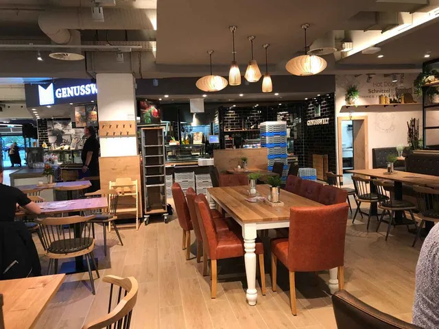 Asiasushibar im Marktkauf