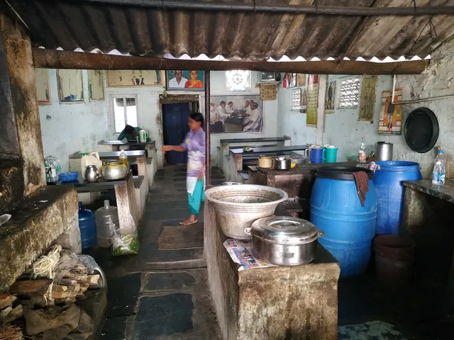 Pesaratla Bhadhram Hotel