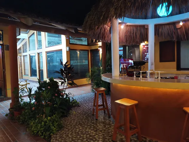 La Porteña Pizza & Grill