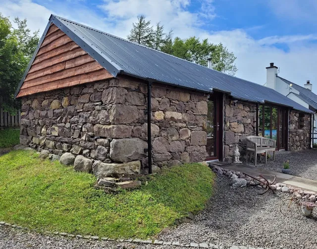 Sound of Durnamuck (Short term let licence HI-10263-F)