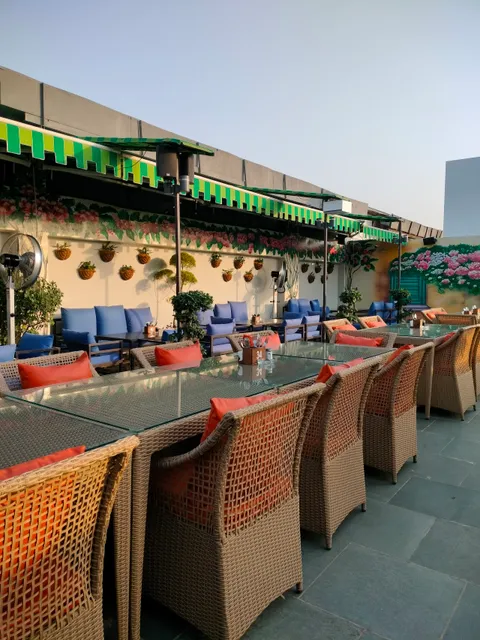 Invitation-K Lounge & Party halls