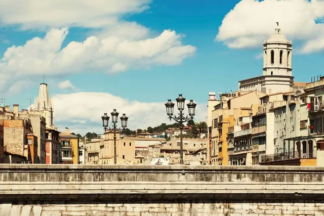 Bòlit: centro de arte contemporáneo