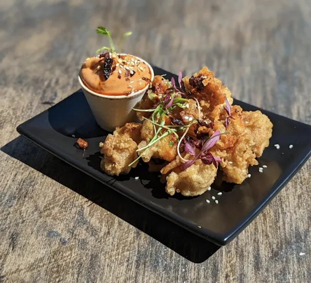 Shikaku Asian Fusion