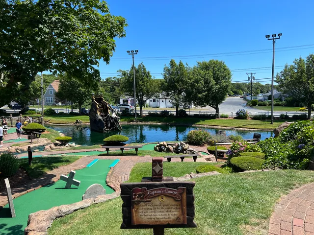 Pirate's Cove Adventure Golf