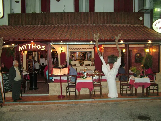 Greek restaurant 'Mythos"